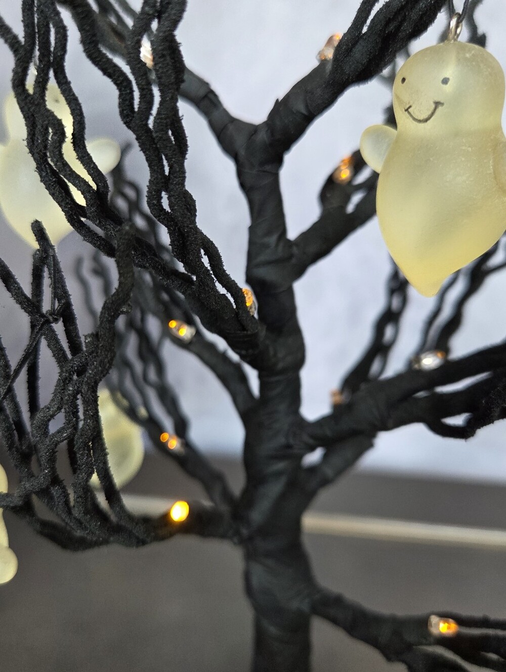 Vintage Hallmark Lighted Halloween Tree - Black Tabletop Pre-Lit Display - NWOT - Picture 4 of 7